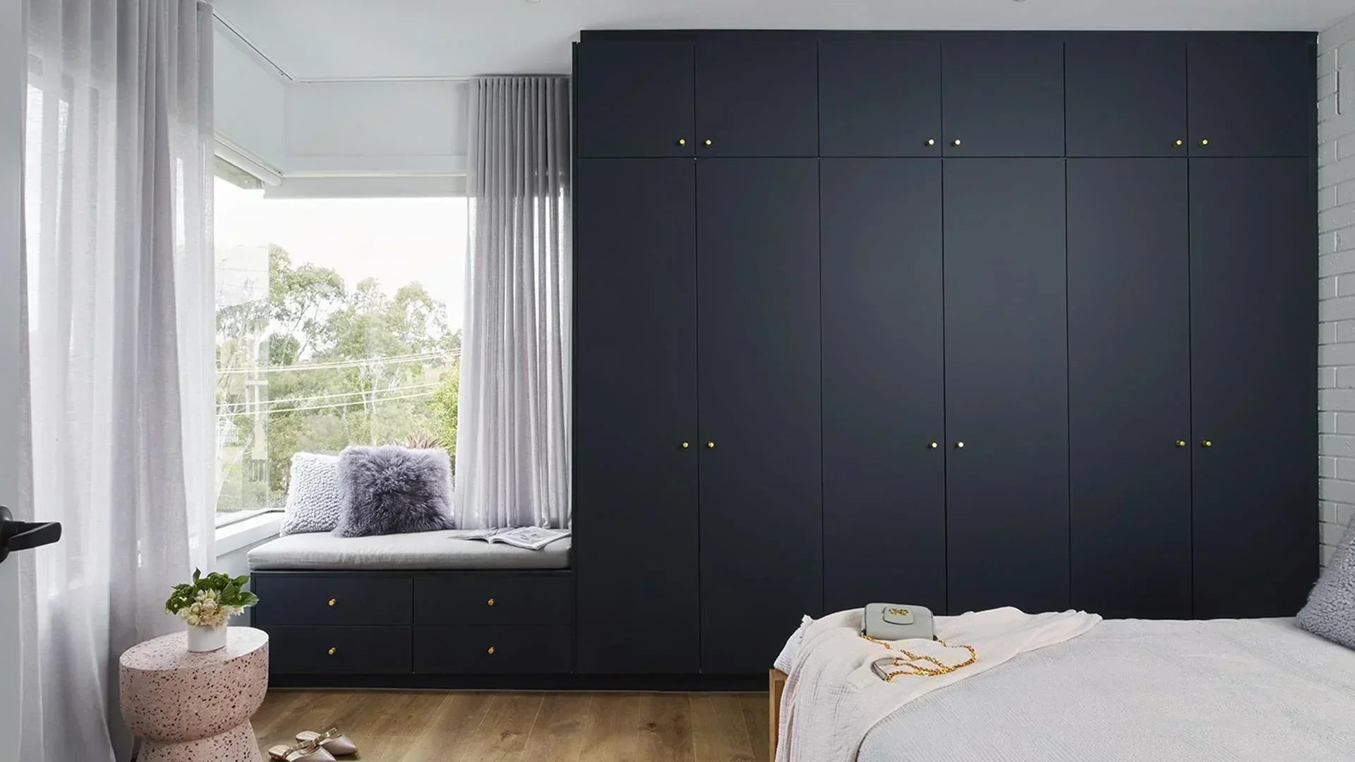 Hinged vs Sliding Wardrobe Doors
