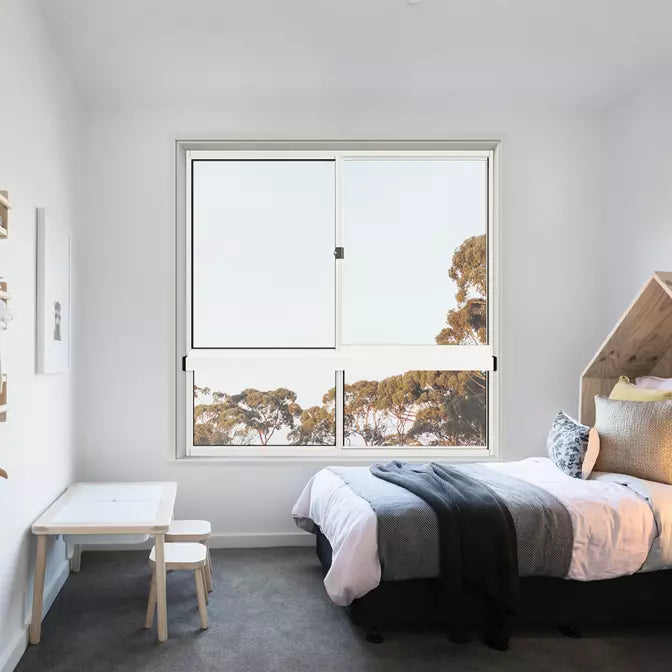 double-glazed-clear-pearl-white-gloss
