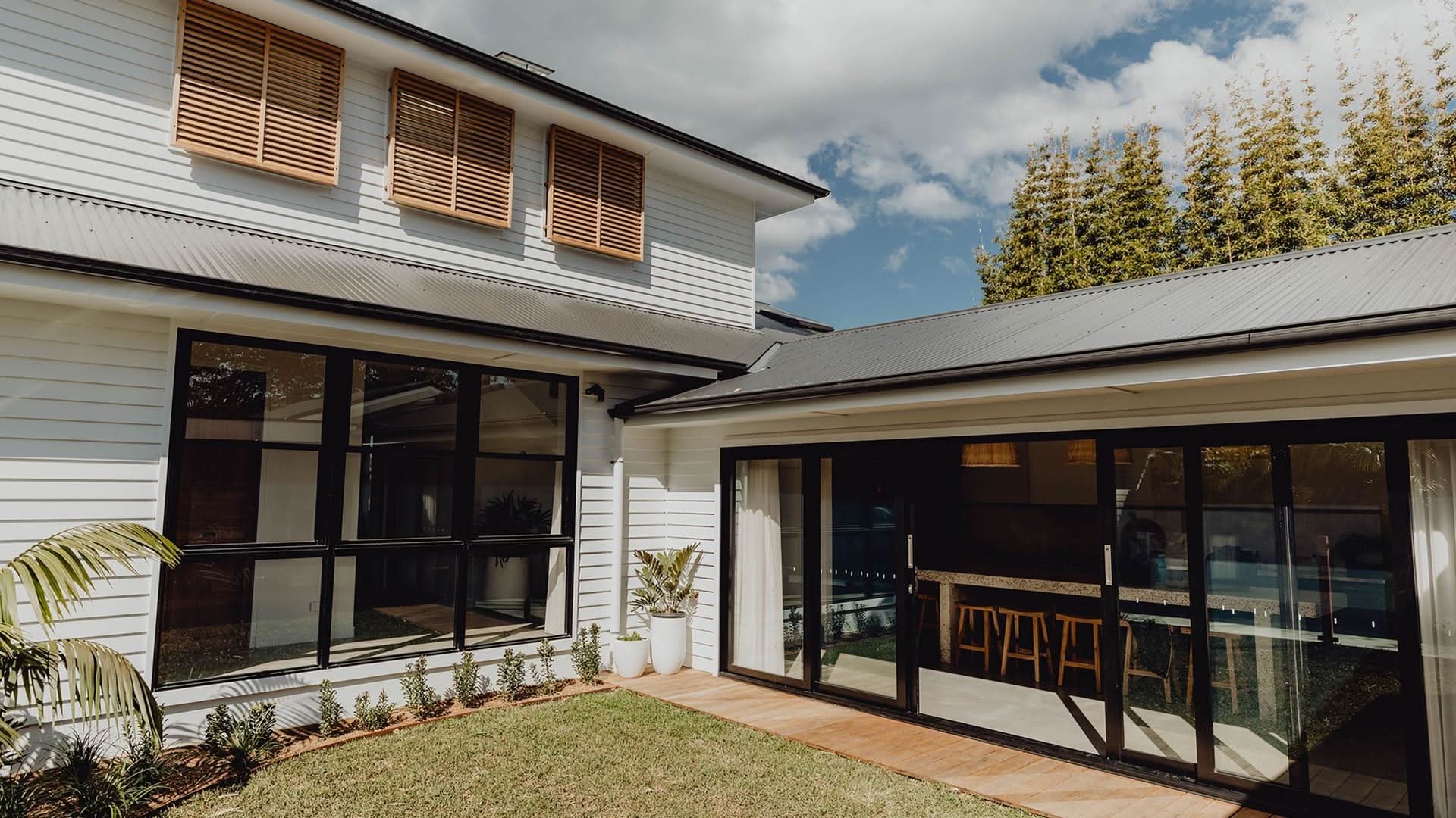 Alumiere Double Hung Windows