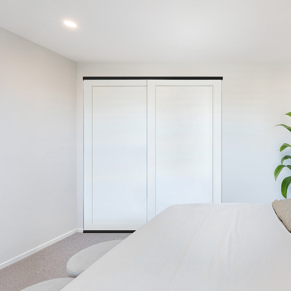 Shaker-Matt-Black-Polar-White