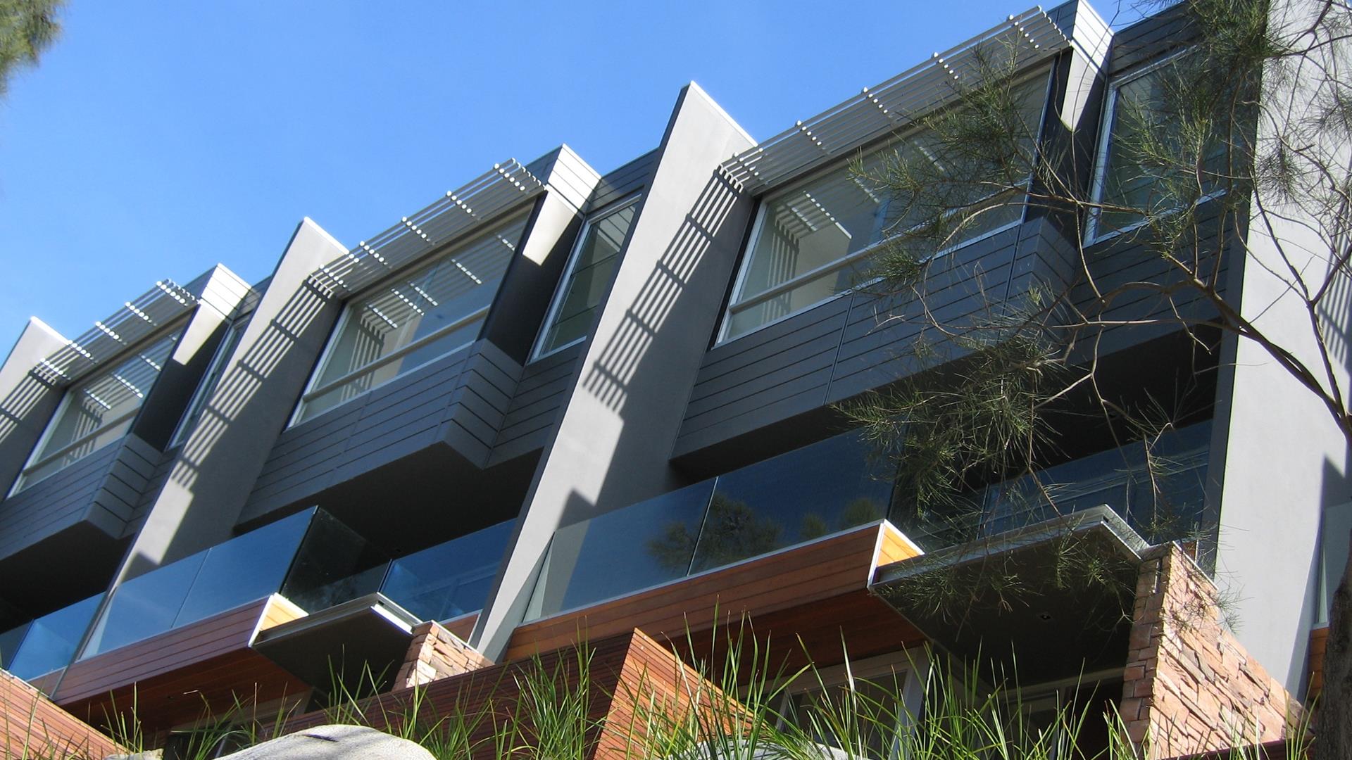 Aluminium Commercial Windows