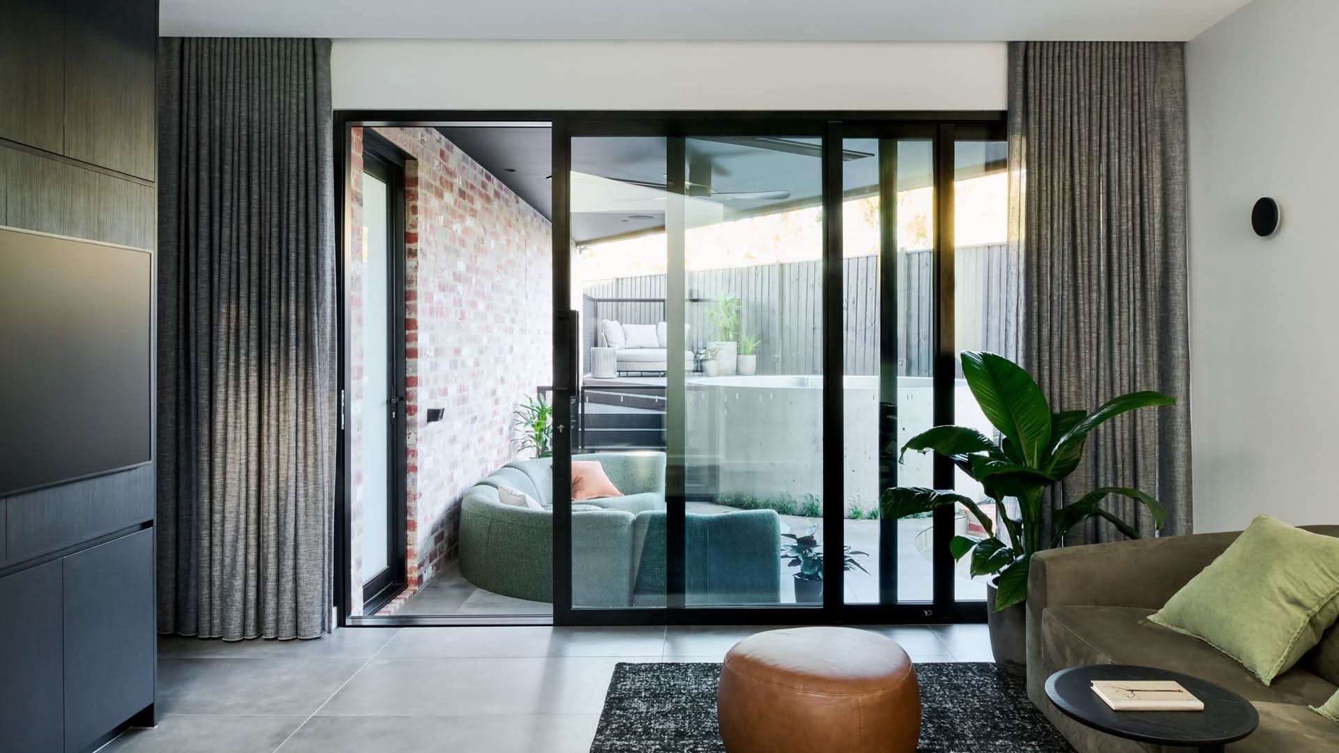 eX Hybrid Alumiere Sliding Stacking Doors