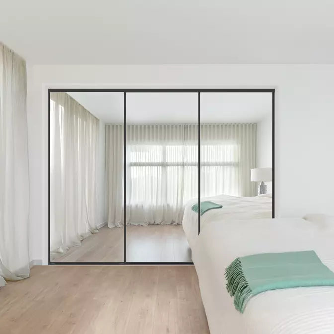 mirror-silver-matt-black