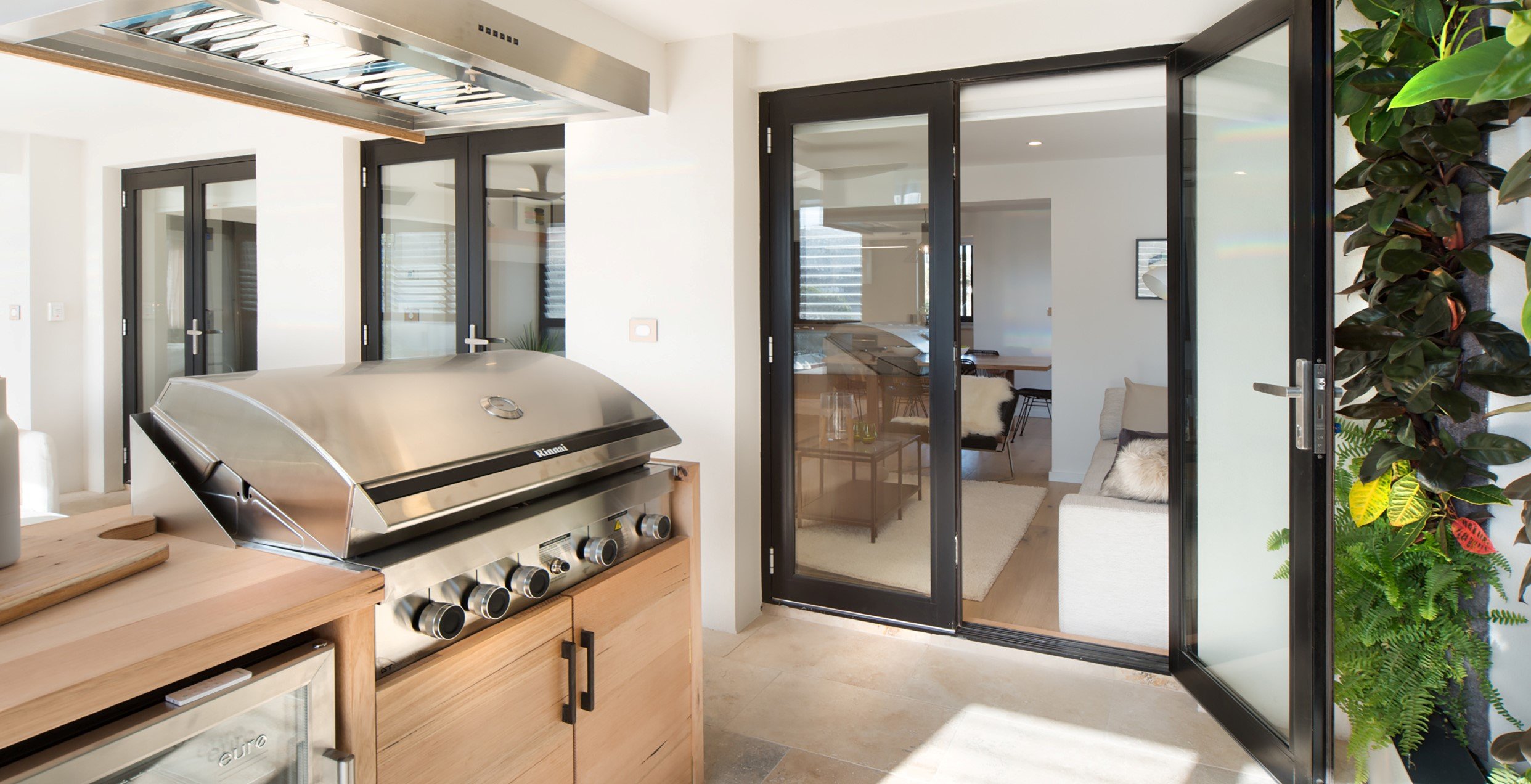 Aluminium Commercial Doors for Lite Building Projects Stegbar